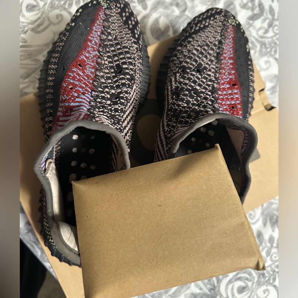 Normal Wear Youth Yeezy 350’s